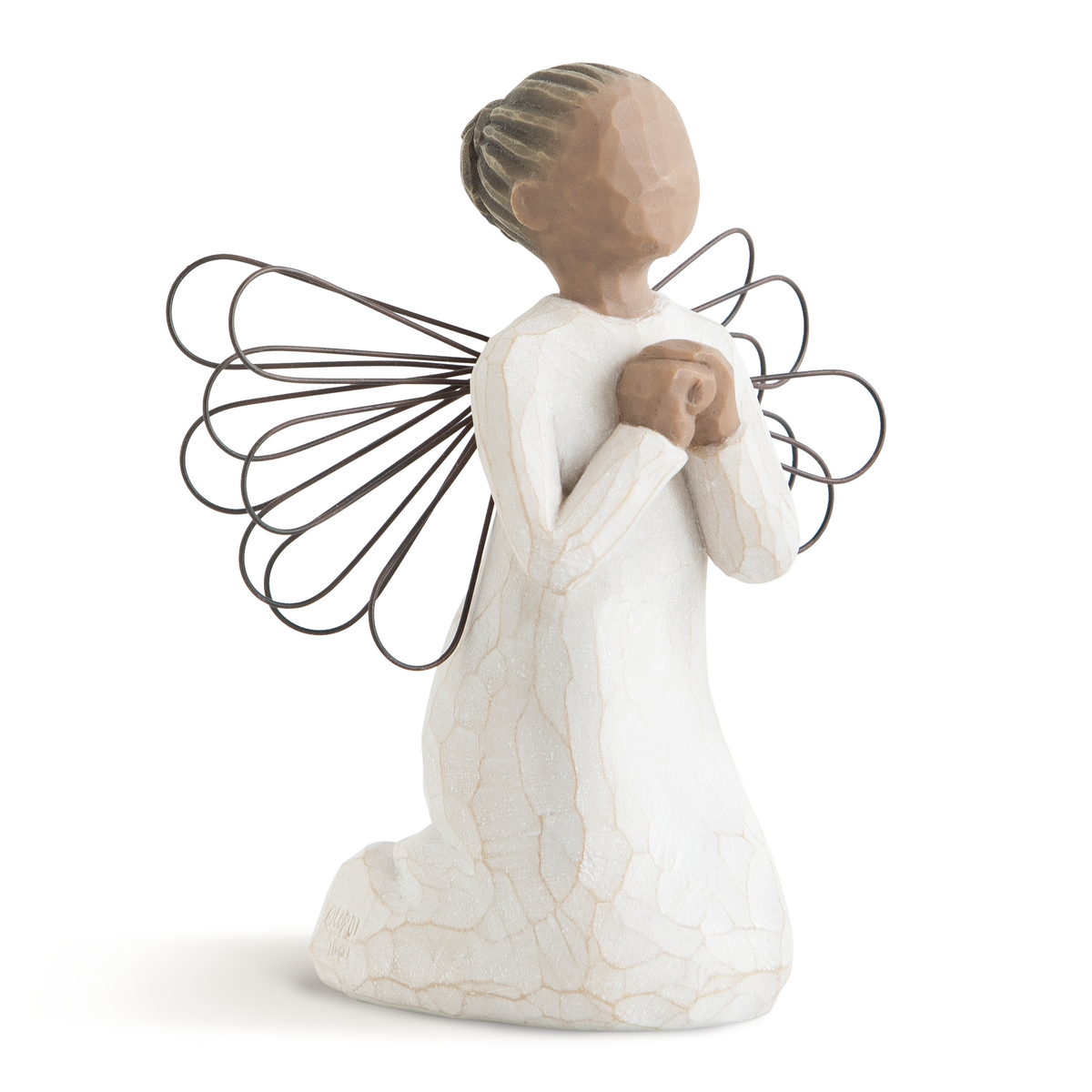  Willow Tree with Love Angel, You are Loved, Figure Holding Out  Red Heart, Gift for Wedding, Anniversary or Valentine's Day, Sculpted  Hand-Painted Darker-Skin Figure : Susan Lordi: Home & Kitchen